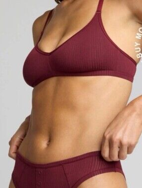 NEGATIVE WHIPPED NON WIRE BRA IN GARNET